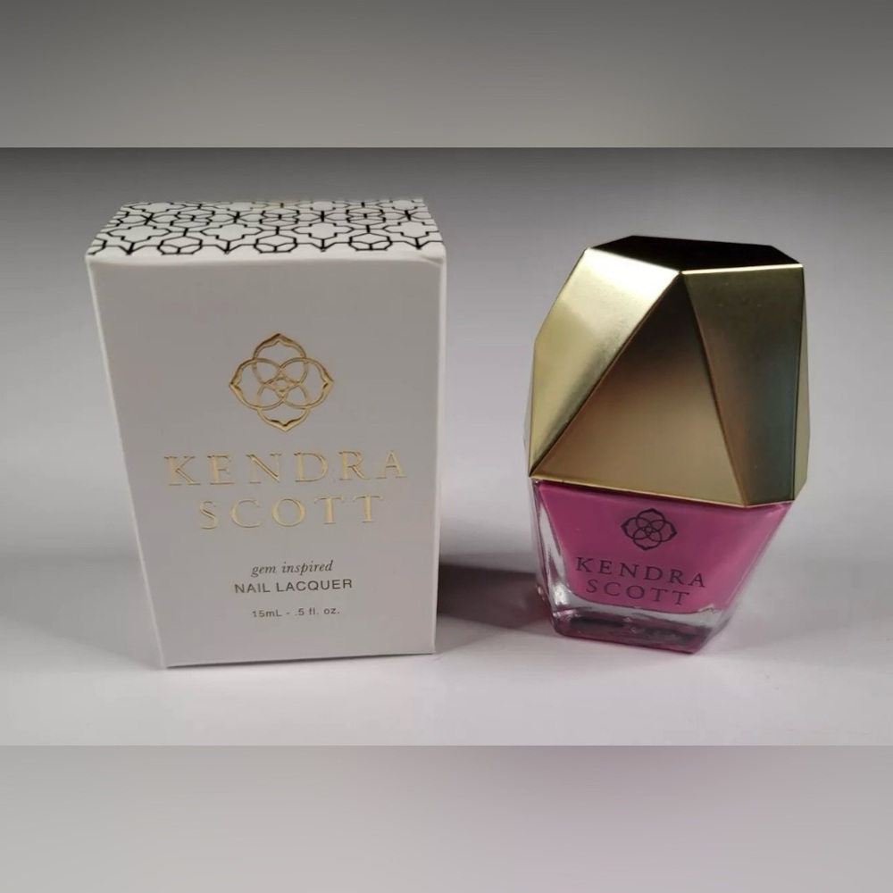 Kendra Scott ‘Pink Agate’ Nail Lacquer